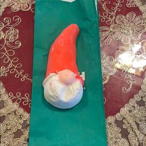 Lush Cosmetics Naughty Elf Bubble Bar